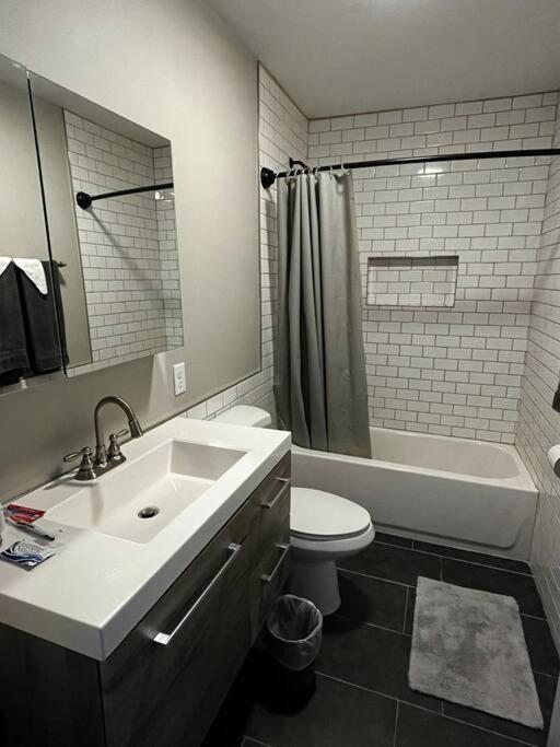 Downtown Albany 1 Bed + Workstation @ Maiden Lane Apartment Екстериор снимка